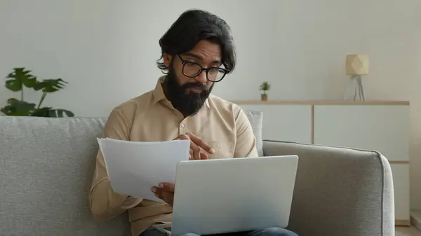 Arabian Indian Man Working Home Talk Video Call Laptop Discuss — Stock Photo, Image