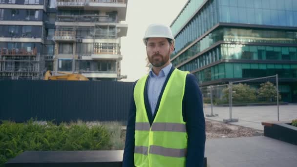 Serieuze Architect Bouwen Inspecteur Woning Ontwikkelaar Stad Stedelijke Bouw Bouw — Stockvideo