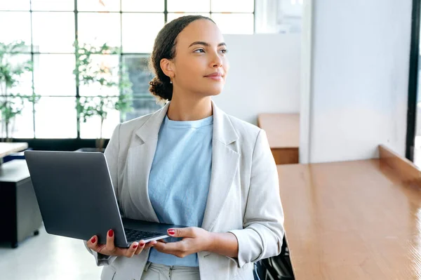 Positive Calm Successful Young Mixed Race Businesswoman Programmer Stylish Business — Stock Photo, Image
