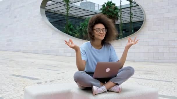 Calm Relaxed Curly African American Young Woman Glasses Office Worker — 图库视频影像