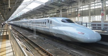 Shinkansen hızlı tren Japonya'da