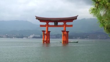 Itsukuşima tapınak Miyajima Island, Hiroshima, Japonya