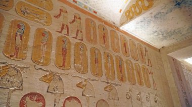 Antik Mısır hiyerogliflerinin detayları, Luxor.