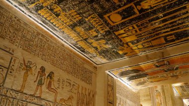 V. Ramses ve VI. Ramses 'in (KV9) Krallar Vadisi' ndeki mezarı. Mısır hiyeroglifleri, Luxor, Mısır detayları.