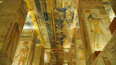 V. Ramses ve VI. Ramses 'in (KV9) Krallar Vadisi' ndeki mezarı. Mısır hiyeroglifleri, Luxor, Mısır detayları.