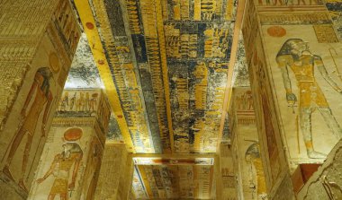 V. Ramses ve VI. Ramses 'in (KV9) Krallar Vadisi' ndeki mezarı. Mısır hiyeroglifleri, Luxor, Mısır detayları.