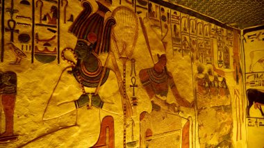 Kraliçe Nefertari 'nin Mezarı Queens Vadisi, Luxor' da. Mısır hiyeroglifleri.