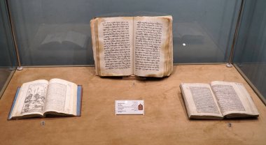 Antik Kazar El Yazmaları, Kashan, İran