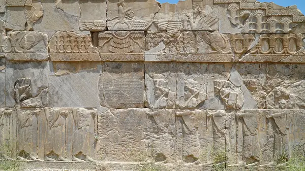 Persepolis 'in Bas Reliefs' i. Achaemenid İmparatorluğunun başkenti, Şiraz, İran.