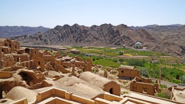 İran Yazd 'dan Kharanaq Köyü (Kharanagh Ardakan Kalesi)