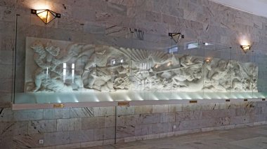 Ferdowsi Anıtmezarının İçi Ferdowsi Mezar Kompleksi, Mashhad, İran.