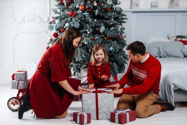 Happy Caucasian Family Sits Christmas Tree Opens Gifts High Quality — Stock Photo, Image