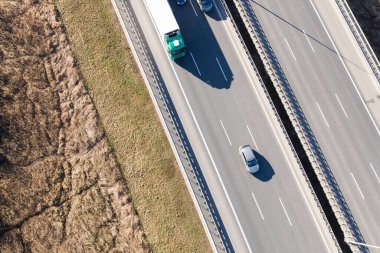 Wroclaw Polonya 'daki otoyolun havadan görünüşü