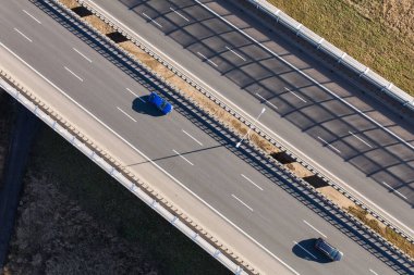 Wroclaw Polonya 'daki otoyolun havadan görünüşü