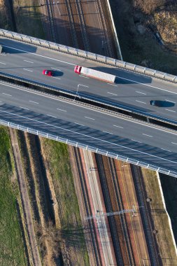 Polonya 'nın Wroclaw şehrindeki geçitin hava görüntüsü