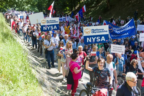 Varsavia Polonia Giugno 2023 Manifestazione Manifestanti Contro Governo — Foto Stock