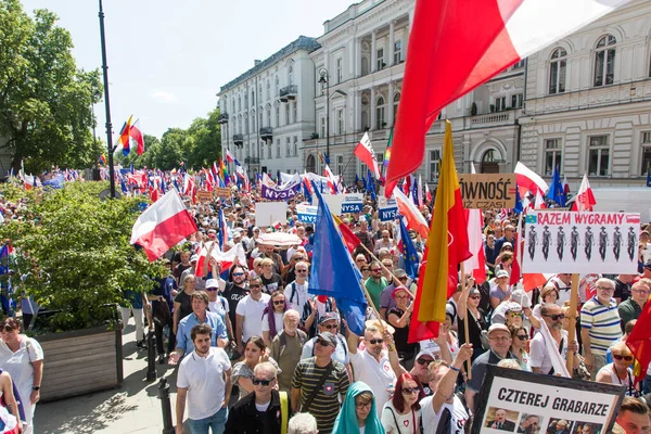 Warszawa Polen Juni 2023 Demonstration Demonstranter Mot Regeringen — Stockfoto