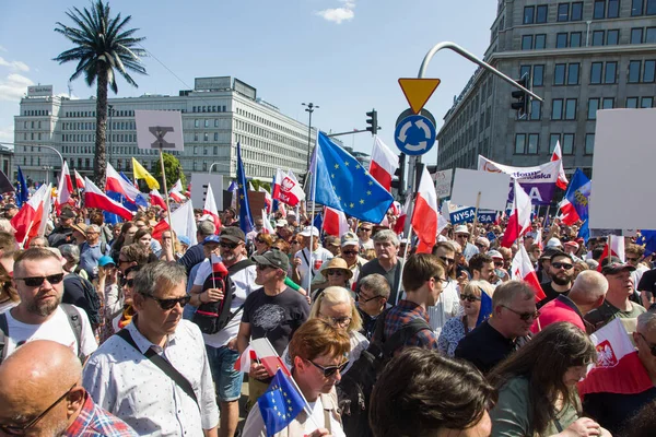 Varsovia Polonia Junio 2023 Manifestación Manifestantes Contra Gobierno — Foto de Stock