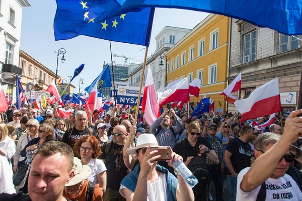 Varsóvia Polônia Junho 2023 Manifestação Manifestantes Contra Governo — Fotografia de Stock
