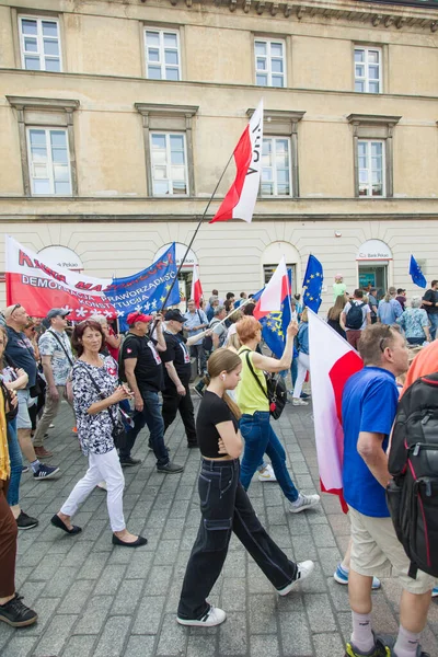 Warszawa Polska Czerwca 2023 Demonstracja Protestujących Przeciwko Rządowi Obraz Stockowy