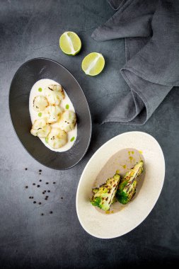 Beyaz tahini soslu estetik karnabahar