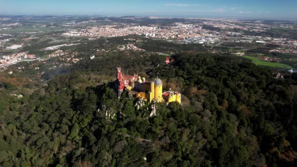 Синтра Португалия Ноября 2022 Года Дворец Пена Романтический Замок Горах — стоковое видео