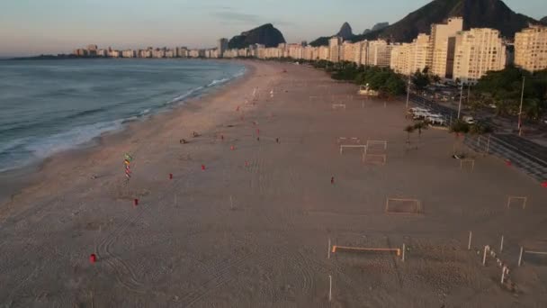Aerial Drone Hyperlapse Copacabana Beach Rio Janeiro Brazil — Vídeo de Stock