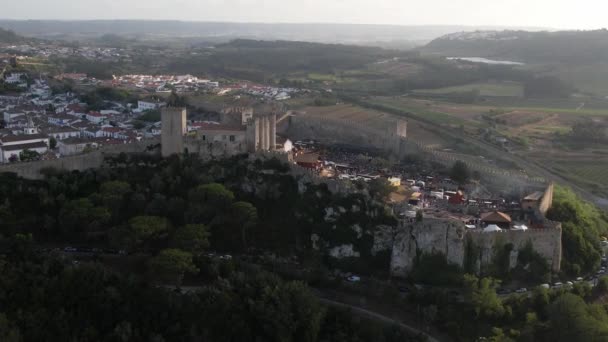 Órbita Drones Aéreos Revelam Óbidos Uma Pequena Medieval Cidade Distrito — Vídeo de Stock