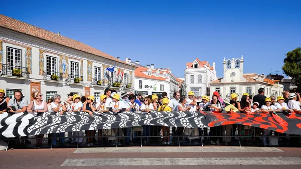 Cascais Portugalsko Srpna 2023 Lidé Vedle Nástěnné Malby Největší Světě — Stock fotografie