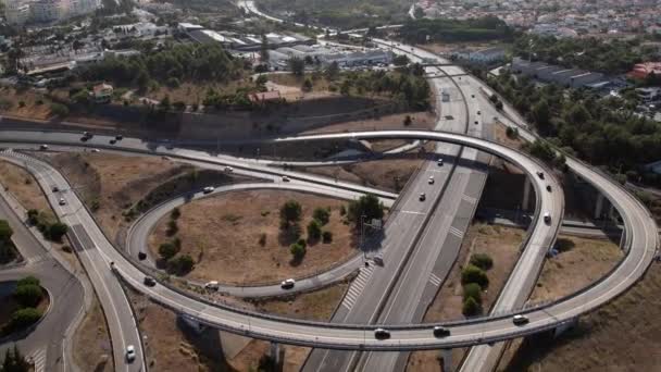 포르투갈 카스카이스에서 고속도로와 교차로의 Pov 카르카벨로스 리스본 방향으로 동쪽으로 향하고 — 비디오