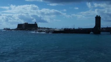 Arrecife de Lanzarote, İspanya - 25 Kasım 2023: Arrecife de Lanzarote, İspanya