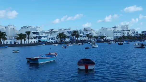 Arrecife Lanzarote España 2023 Turistas Pasean Por Arrecife Lanzarote Islas — Vídeos de Stock