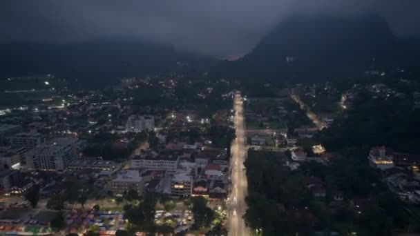 Hiperlapso Aéreo Aviones Tripulados Sobre Ciudad Montañosa Teresópolis Una Excursión — Vídeo de stock
