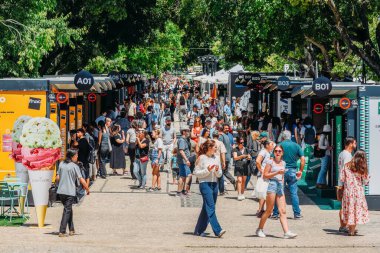 Lizbon, Portekiz - 30 Mayıs 2024: Lizbon Kitap Fuarı, Lizbon 'da Eduardo VII.