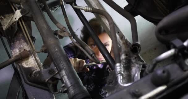 Woman Mechanic Working Car Her Wrench Working Day Night Her — Stockvideo