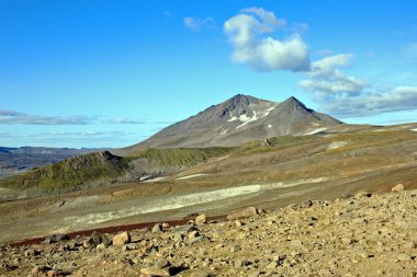 Rusya 'nın doğusundaki Kamçatka Yarımadası' ndaki dağlar