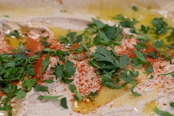 Hummus Self Made Espalhar Com Coentro Azeite Oliva Para Catering — Fotografia de Stock