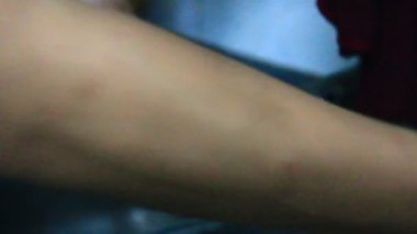 Soyulmuş tatlı patatesler.