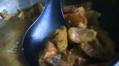 Pişirilmiş domuz eti