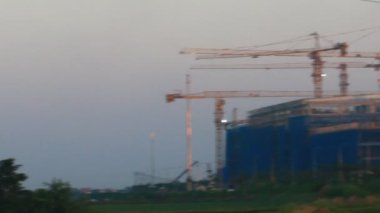 Tarlada inşaat alanı
