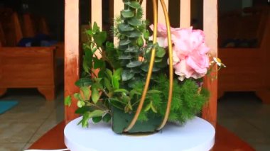 Çiçek sepeti sahnesi