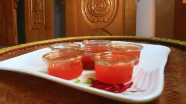 Kırmızı biber sosu.