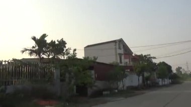 12 Kasım 2024, Haiduong, Vietnam. Kırsal yol