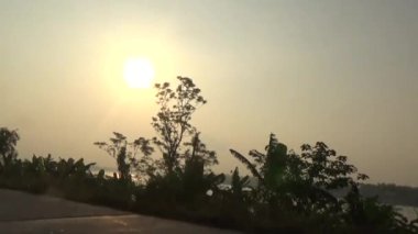 12 Kasım 2024, Haiduong, Vietnam. Kırsal yol