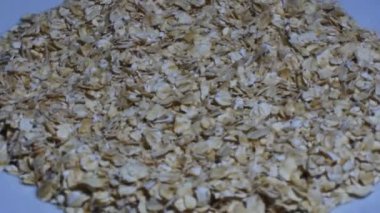 Tabaktaki yulaf ezmesi