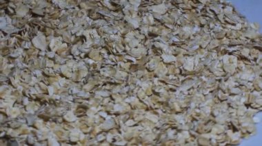 Tabaktaki yulaf ezmesi