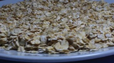 Tabaktaki yulaf ezmesi