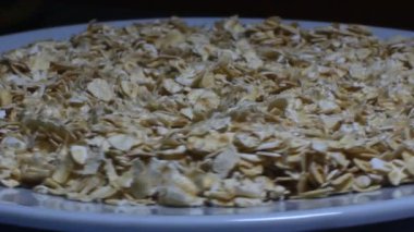 Tabaktaki yulaf ezmesi