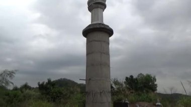 20 Kasım 2024, Haiduong, Vietnam. Bunlar tıptan anlayan adamlar. Onlar şifalı bitkiler.. 