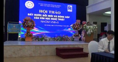 23 Kasım 2024, Haiduong, Vietnam. Edebiyat ve sanat üzerine toplantı